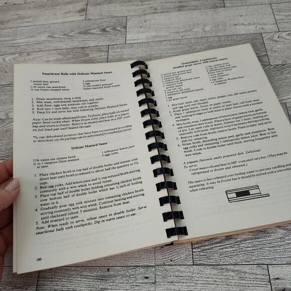 In the Beginning Collection of Hors d'Oeuvres Cookbook 1977 Vtg Spiral Bound - Picture 4 of 12
